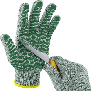 Cut Resistant Gloves, 100% Food Contact Safe, CE Level 5 Premium Protective Cutting Gloves, food-grade silicone grip for kitchen, mandolin, shucking oysters, whittling, gardening, Green, L
